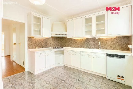 Prodej bytu 4+1 86 m² Levského, Praha - Modřany