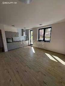 Pronájem bytu 1+kk 44 m² Nádražní, Hořovice