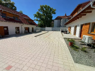 Pronájem bytu 4+kk 95 m²