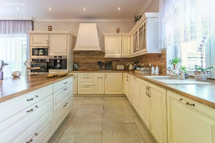 Prodej rodinného domu 233 m², pozemek 678 m² Na Lukách, Jindřichův Hradec - Radouňka