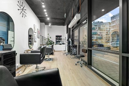 Pronájem kanceláře 964 m² Sokolovská, Praha - Karlín