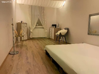 Pronájem kanceláře 16 m² Italská, Praha - Vinohrady