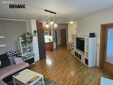 Prodej bytu 3+kk 77 m² Dubové návrší, Pardubice - Studánka