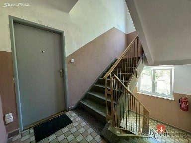 Pronájem bytu 2+1 62 m² U Školky, Plzeň - Koterov