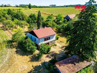 Prodej rodinného domu 100 m², pozemek 2595 m² Velká Bíteš - Jestřabí