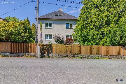Prodej rodinného domu 200 m², pozemek 650 m² Trojanovice