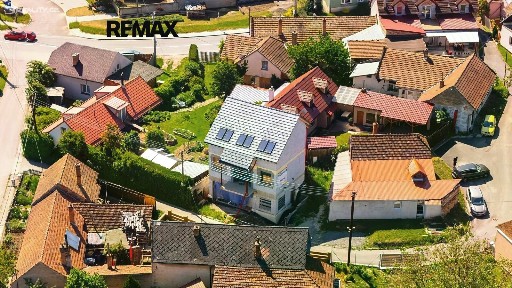 Prodej rodinného domu 158 m², pozemek 137 m² Roštín