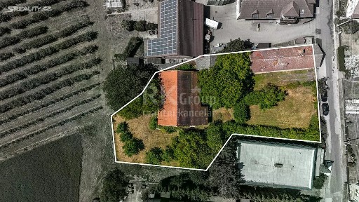 Prodej rodinného domu 299 m², pozemek 1787 m² Petrovičky