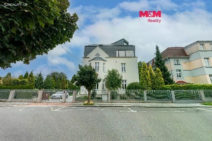 Prodej obchodního prostoru 374 m²