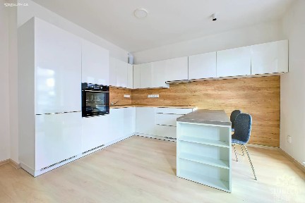 Pronájem bytu 1+kk 33 m² J. E. Purkyně, Uherské Hradiště