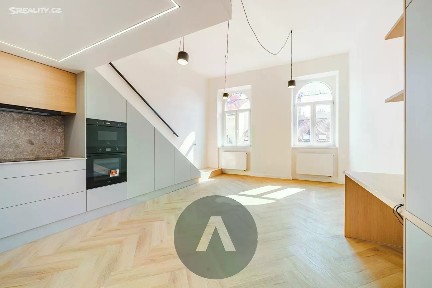 Pronájem bytu 1+kk 47 m² Drobného, Brno - Černá Pole