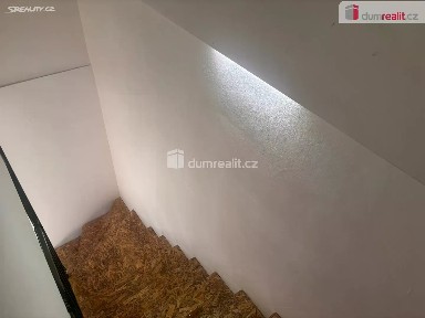 Pronájem bytu pokoje 11 m² Podnikatelská I, Praha - Běchovice