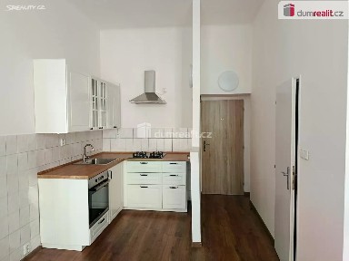 Pronájem bytu 2+kk 51 m² Pod Slovany, Praha - Nové Město