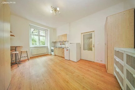 Pronájem bytu 1+kk 24 m² Tusarova, Praha - Holešovice