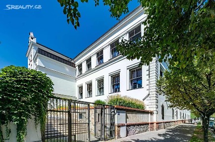 Pronájem bytu 3+kk 146 m² Na Maninách, Praha - Holešovice