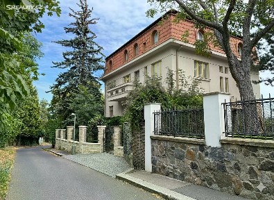Pronájem bytu 3+kk 81 m²