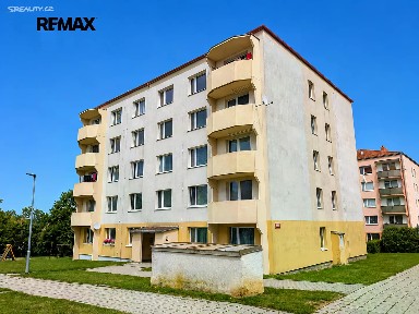 Prodej bytu 3+1 69 m² Šeříková, Dobronín