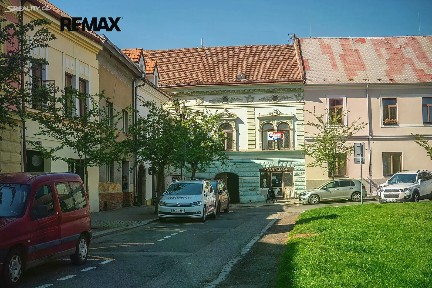 nám. Arnošta z Pardubic, Český Brod