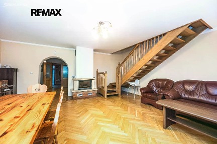 Pronájem rodinného domu 150 m², pozemek 684 m² Senohrabská, Mirošovice