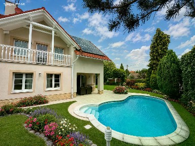 Pronájem rodinného domu 300 m², pozemek 800 m² Za Vilou, Bašť