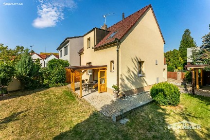 Prodej rodinného domu 110 m², pozemek 322 m² Do údolí, Praha - Čimice