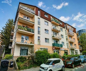 Prodej bytu 3+kk 85 m² Rumunská, Karlovy Vary - Drahovice