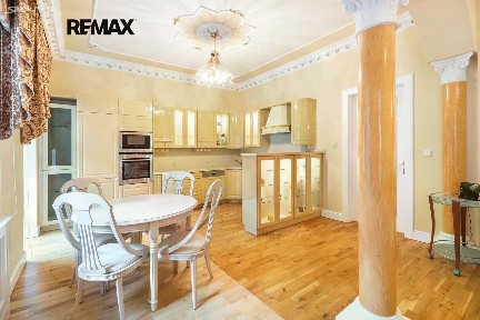 Prodej bytu 2+kk 63 m² Mariánskolázeňská, Karlovy Vary