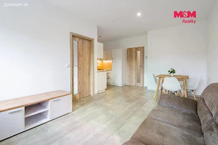 Prodej bytu 2+kk 42 m² Třeboň - Holičky