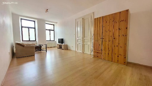 Pronájem bytu 2+1 78 m² Zámecké nám., Frýdek-Místek - Frýdek
