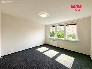 Pronájem bytu 2+1 42 m² Bohumíra Četyny, Ostrava - Bělský Les