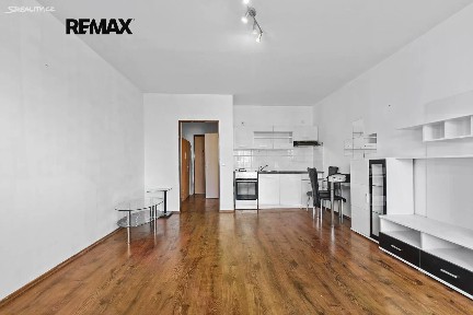 Prodej bytu 1+kk 31 m² Stradovská, Chlumec