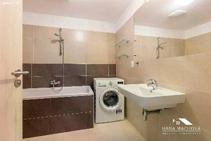 Pronájem bytu 1+kk 37 m² Kigginsova, Brno - Slatina