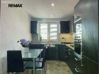 Pronájem bytu 2+1 62 m² Revoluční, Podivín