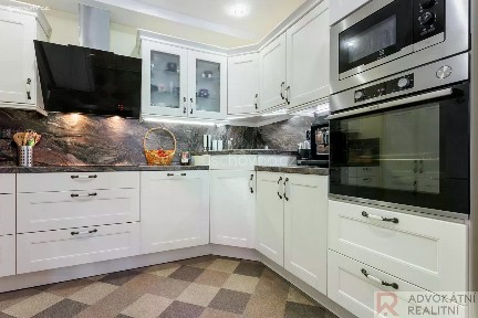 Prodej bytu 3+kk 69 m² Plevenská, Praha - Modřany