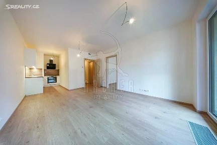 Prodej bytu 2+kk 56 m² Poděbradská, Praha - Hloubětín