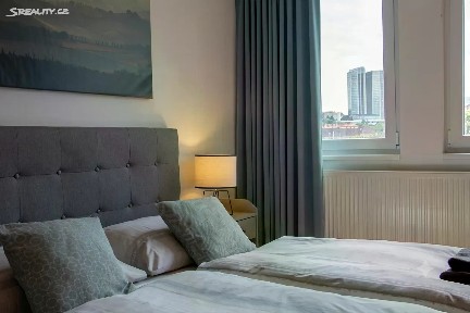 Pronájem bytu 1+kk 27 m² Perucká, Praha
