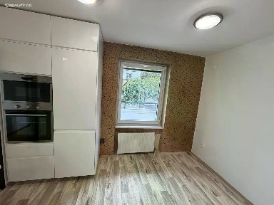 Pronájem bytu 3+1 74 m² Branická, Praha - Braník
