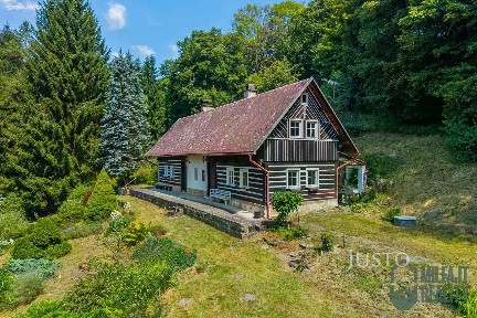 Prodej rodinného domu 140 m², pozemek 6835 m² Mírová pod Kozákovem - Hrachovice
