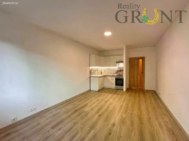 Pronájem bytu 1+kk 32 m² Čsl. armády, Karviná - Hranice