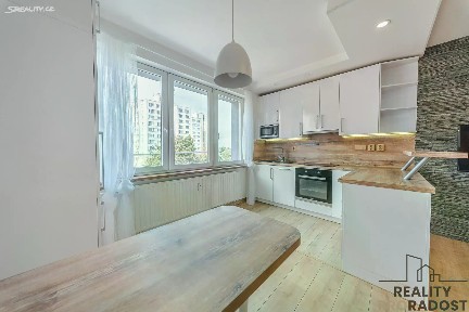 Pronájem bytu 2+kk 38 m² U Haldy, Ostrava - Hrabůvka