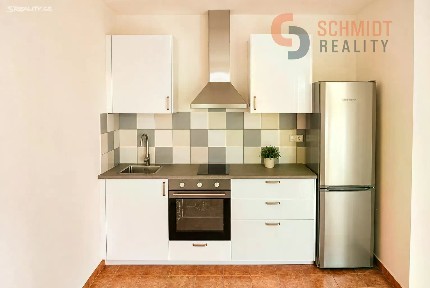 Pronájem bytu 2+kk 37 m² Nádražní, Mikulov
