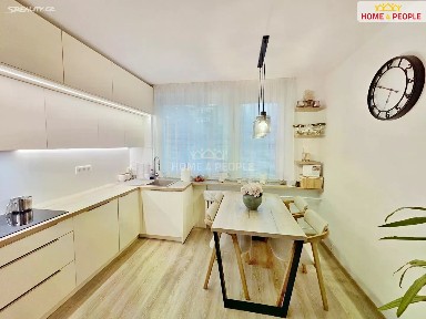 Prodej bytu 4+1 103 m² Zikova, Brno - Líšeň