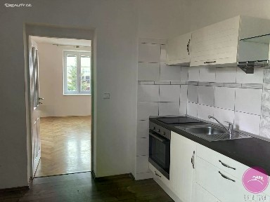 Pronájem bytu 1+1 40 m² Vaníčkova, Olomouc - Hodolany