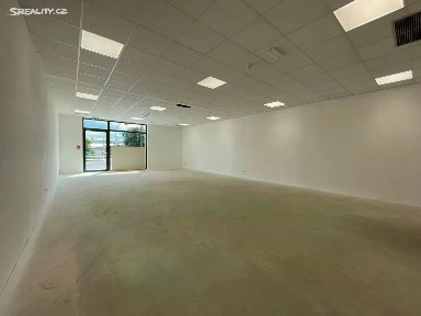 Pronájem obchodního prostoru 104 m² U Plynárny, Praha - Michle