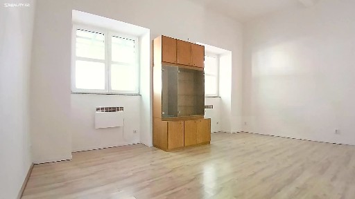 Českolipská, Mělník