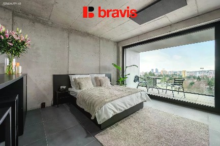 Pronájem bytu 1+kk 48 m²