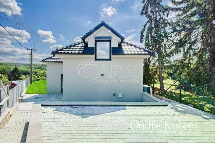 Pronájem rodinného domu 130 m², pozemek 300 m² Račanská, Statenice