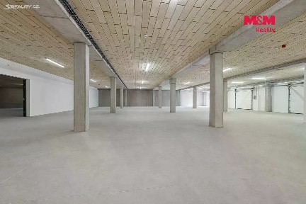 Pronájem skladového prostoru 2200 m² Karlova, Cheb