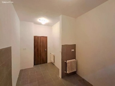 Pronájem skladového prostoru 12 m² Latrán, Český Krumlov - Latrán