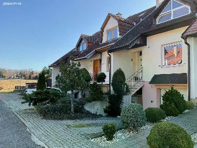 Prodej rodinného domu 206 m², pozemek 231 m² Praporce, Uherské Hradiště - Mařatice